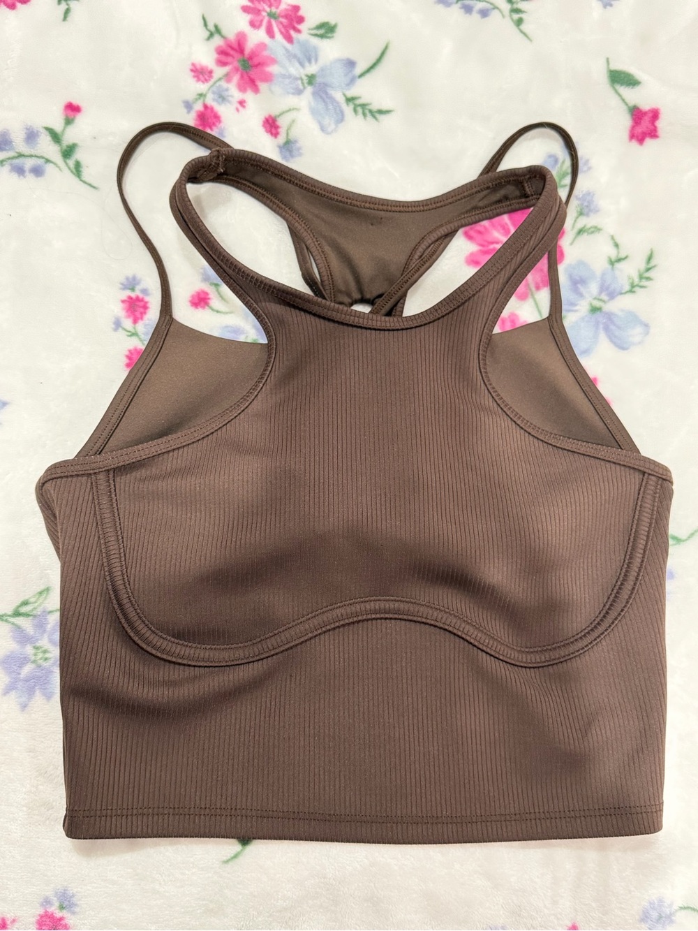 Alo Ribbed Airlift Enchanted Bra Tank Crop top in Brown Espresso Size XS - Picture 2 of 4